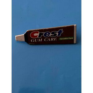 Vintage Crest Gum Care Toothpaste Tub Promo Pinback Badge
